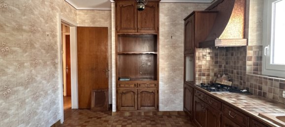 Здание с 2 спальнями в Сен-Дье, Франция № 228376 10