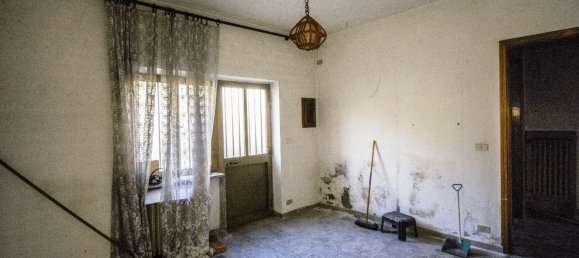 4غرفة منزل في Bosconero, Italy رقم 24463 4