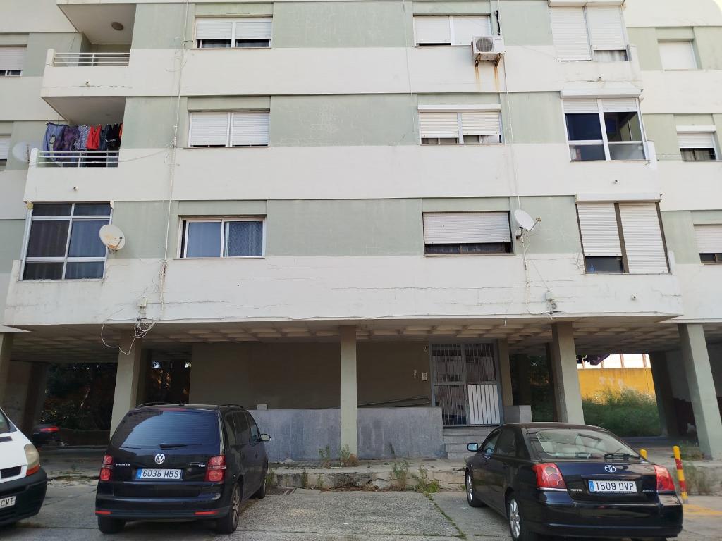 4 bedrooms Apartment in Cadiz, Spain No. 247461