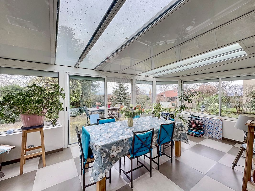 4 غرف نوم منزل في Limas, France رقم 329782