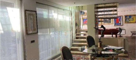 9 rooms House in Rome, Italy No. 191413 26