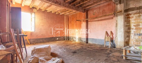 4-salle Appartement à Reggio Emilia, Italy No. 92001 12