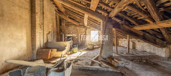 4-salle Appartement à Reggio Emilia, Italy No. 92001 17