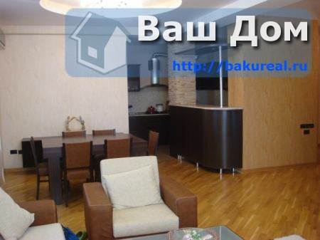 3 bedrooms Apartment in Baku, Azerbaijan No. 705