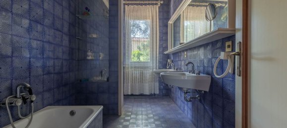 10 bedrooms Villa in Ostra, Italy No. 371960 16