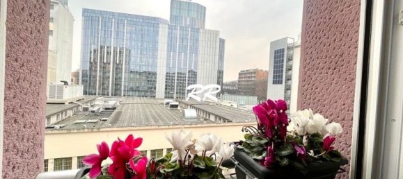 5 rooms Apartment in Milan, Italy No. 314218 9