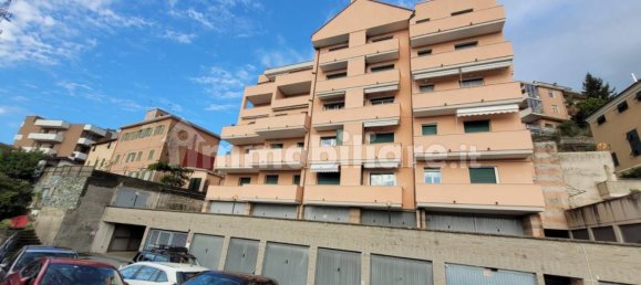 Garage à Genoa, Italy 36m² No. 373996 2