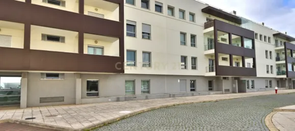 4 Schlafzimmer Wohnung in Oeiras, Portugal, Nr. 132527 33