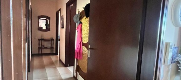 3 rooms Apartment in Lodi Vecchio, Italy No. 338403 4