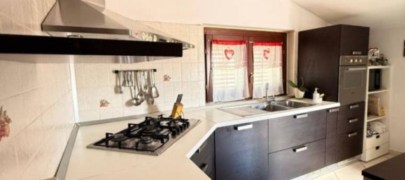 3 غرف نوم شقة في Pescara, Italy رقم 272498 10