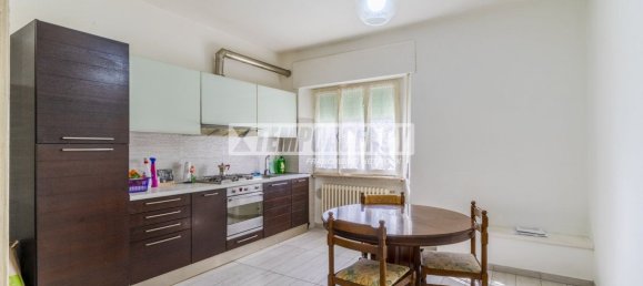 3 rooms Apartment in Monte San Giusto, Italy No. 275060 13