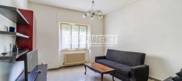 3 rooms Apartment in Monte San Giusto, Italy No. 275060 10