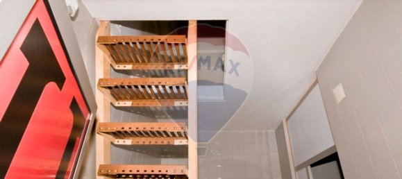 288m² Commercial property in Lisbon, Portugal No. 73886 14