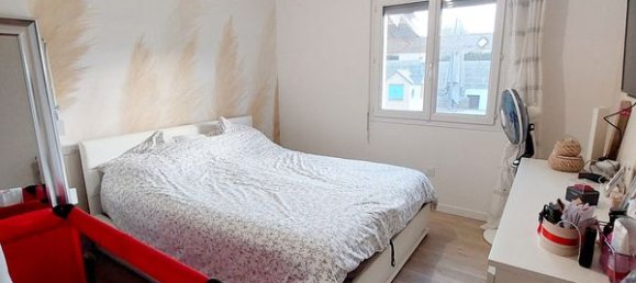 4 bedrooms House in Langon, France No. 101152 8