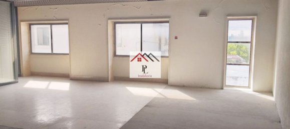 162m² Office in Montemor o Velho, Portugal No. 70997 11