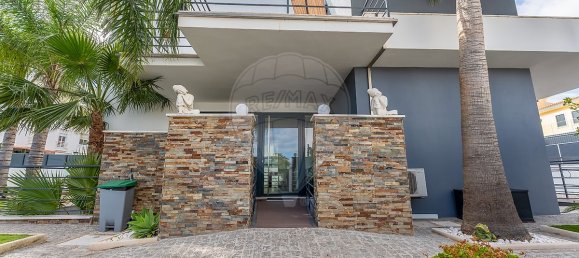 Casa de 5 dormitorios en Albufeira, Portugal No. 21420 3