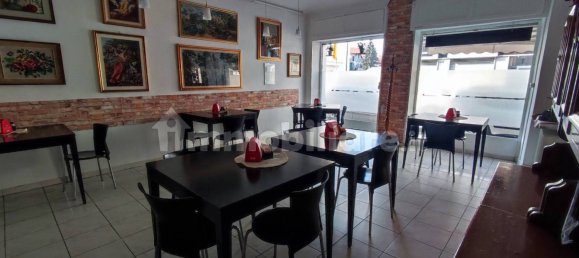 2-salle Propriété commerciale à Turin, Italy No. 47164 6