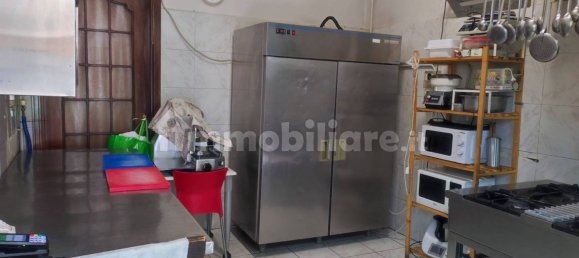 2-salle Propriété commerciale à Turin, Italy No. 47164 10