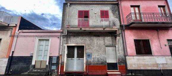 Casa de 8 divisões em Riposto, Italy N.º 71985 16