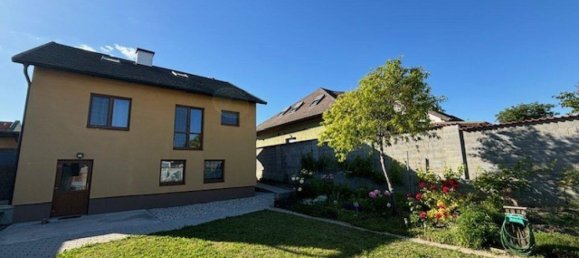 5-Zimmer Haus in Gols, Austria, Nr. 103992 3