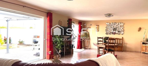 3 bedrooms House in Angles, France No. 291640 3