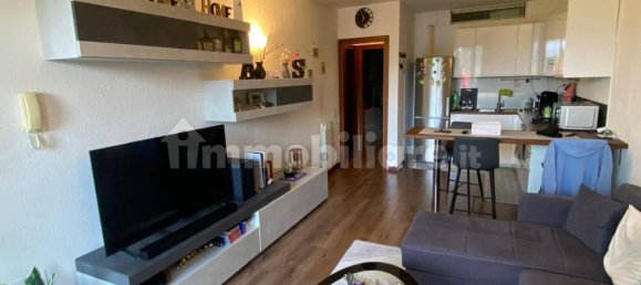 1 bedroom Apartment in Brezzo di Bedero, Italy No. 361523 3