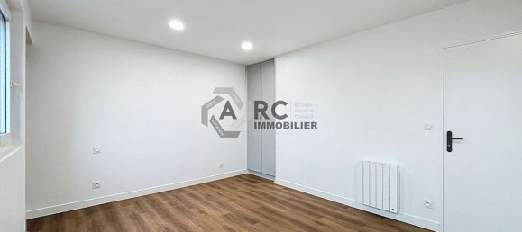 2 chambres Appartement à Orléans, France No. 53399 7