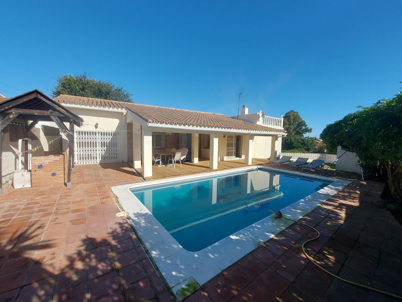 4 bedrooms House in Manilva, Spain No. 142768