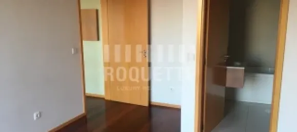 2 chambres Duplex à Matosinhos, Portugal No. 106282 10