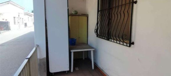 2 rooms Apartment in Macherio, Italy No. 3729 3