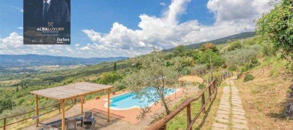 5 bedrooms Villa in Loro Ciuffenna, Italy No. 525 5