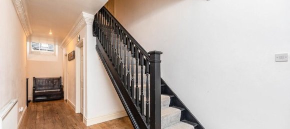 Casa en Leeds, United Kingdom No. 2125 2