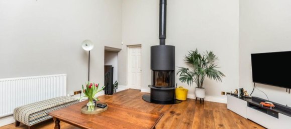 Casa en Leeds, United Kingdom No. 2125 4