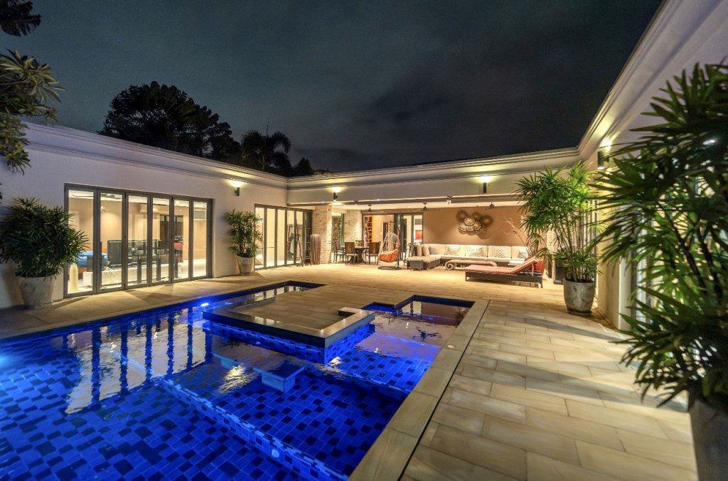 6 bedrooms Cafe / restaurant in Pattaya, Thailand No. 10718