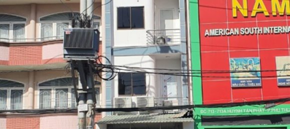 88m² House in District 7, Vietnam No. 7351 2