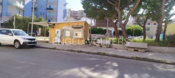 Коммерческая недвижимость 33м² в Сиракузы, Италия № 246573 2