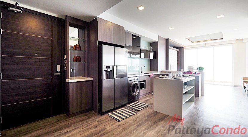 3 bedrooms Condo in Pattaya, Thailand No. 3077