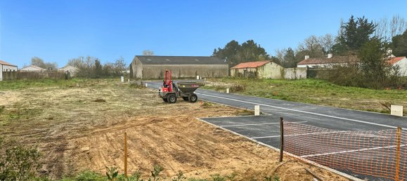 575m² Land in Saint-Jean-de-Monts, France No. 220722 3