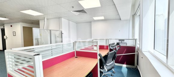 1 room Office in Jumeirah Lake Towers, UAE No. 27148 15