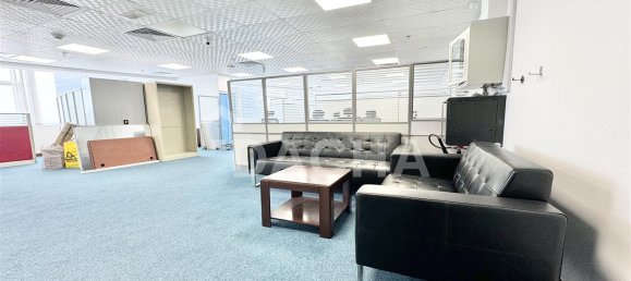 1 room Office in Jumeirah Lake Towers, UAE No. 27148 10