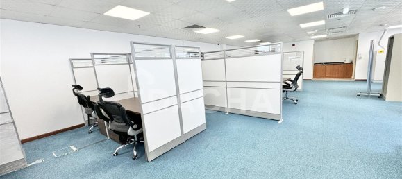 1 room Office in Jumeirah Lake Towers, UAE No. 27148 20