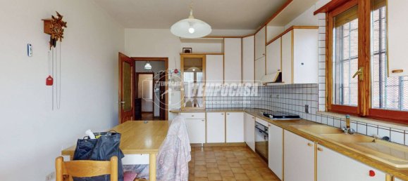 3 Schlafzimmer Wohnung in Carignano, Italy, Nr. 222500 16