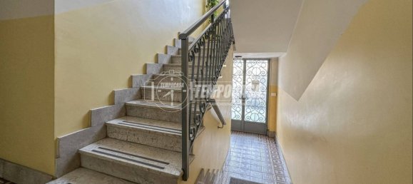 3 Schlafzimmer Wohnung in Carignano, Italy, Nr. 222500 5