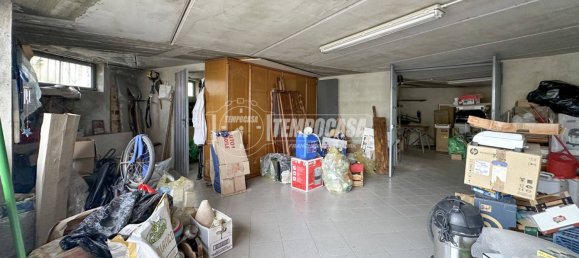 3 Schlafzimmer Wohnung in Carignano, Italy, Nr. 222500 34
