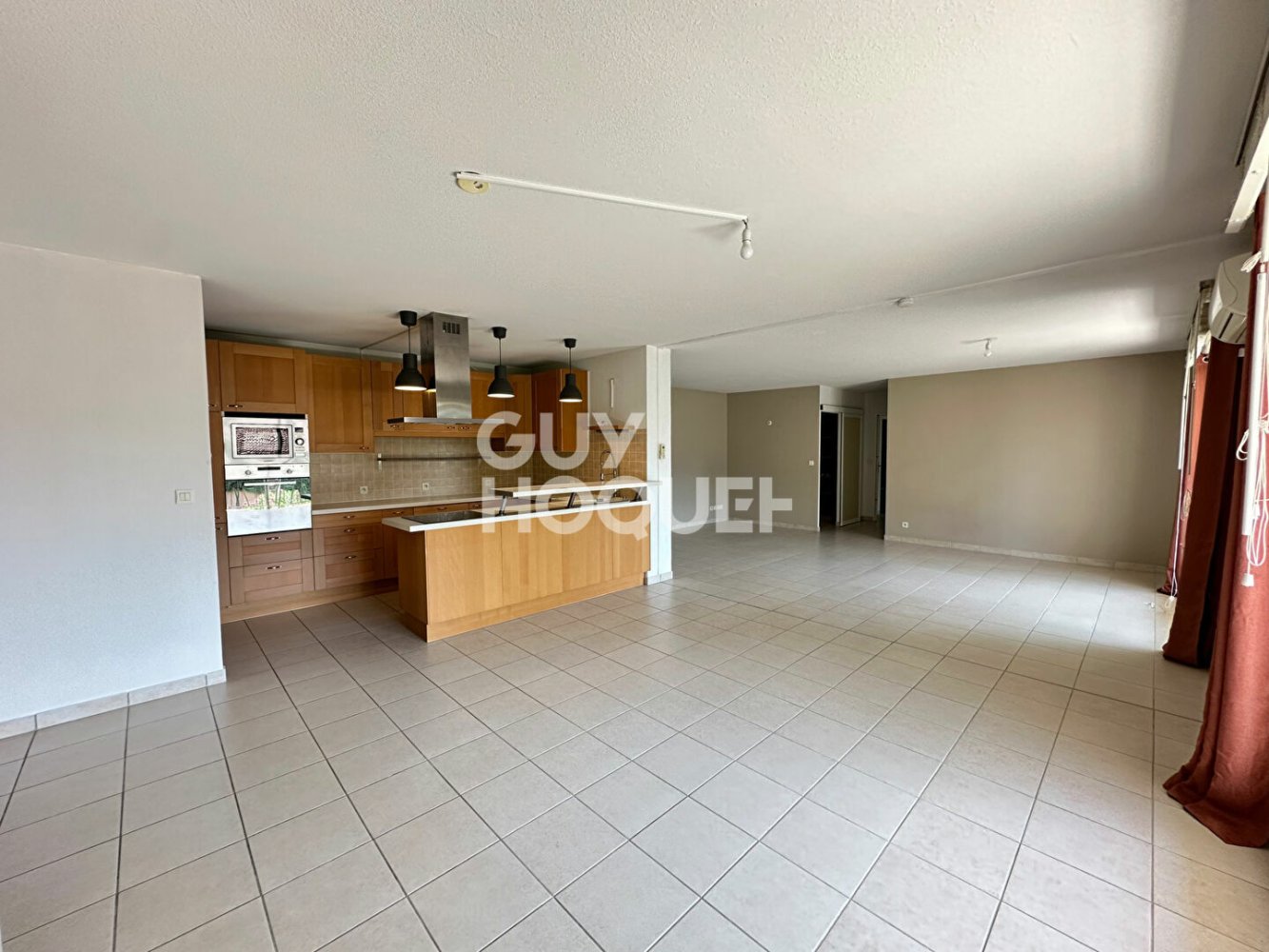 3 bedrooms Apartment in Saint-Maximin-la-Sainte-Baume, France No. 345942