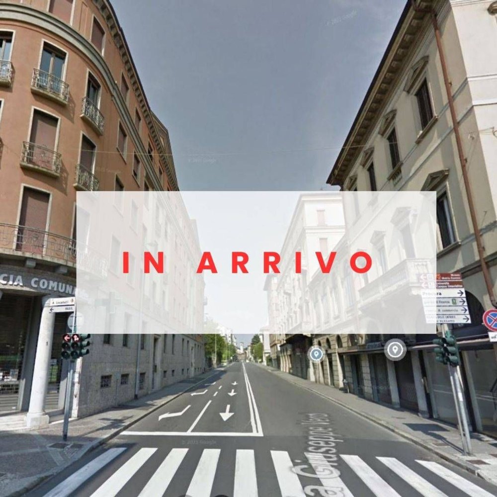 3غرفة شقة في Bergamo, Italy رقم 316103