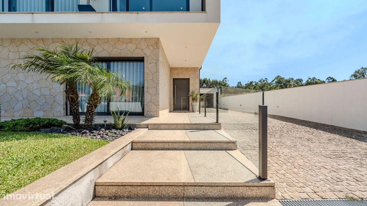 Дом с 4 спальнями в Барселуш, Португалия № 308941