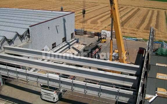 30000m² Land in Pegognaga, Italy No. 138509