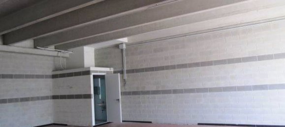 1 room Warehouse in Campi Bisenzio, Italy No. 12048 13