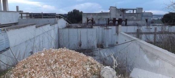 4 bedrooms Villa in Putignano, Italy No. 355859 5